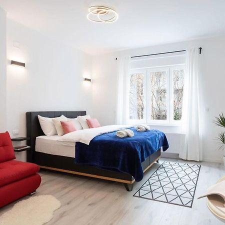 Lux Nest II City Apartment Urban Stay Zagabria Esterno foto