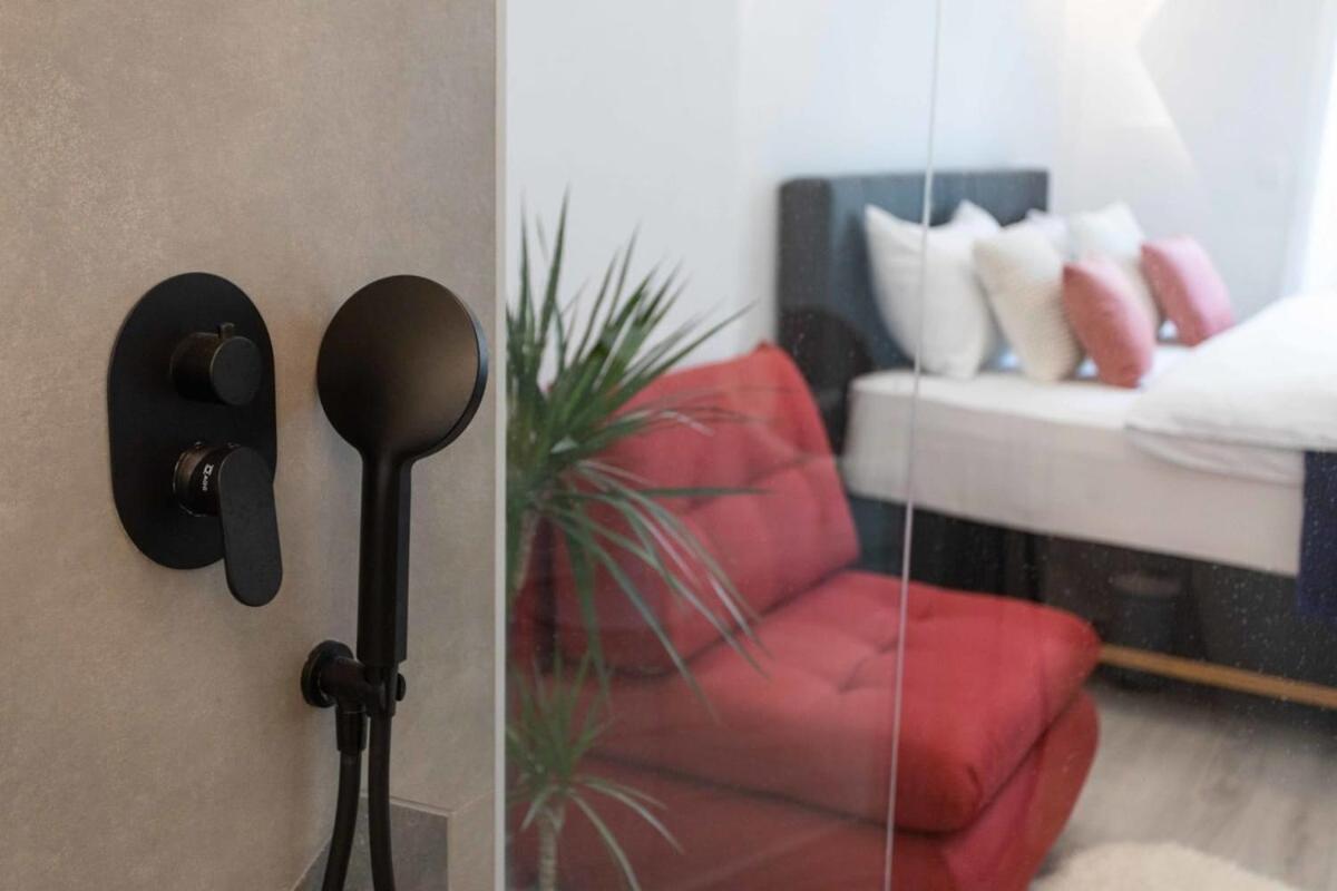 Lux Nest II City Apartment Urban Stay Zagabria Esterno foto